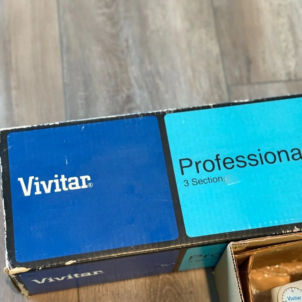 VIVITAR 1240 PRO CAMERA CAMCORDER TRIPOD